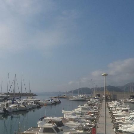 Apartamento Primera Linea De Mar Оспиталет-дель-Инфанте Экстерьер фото